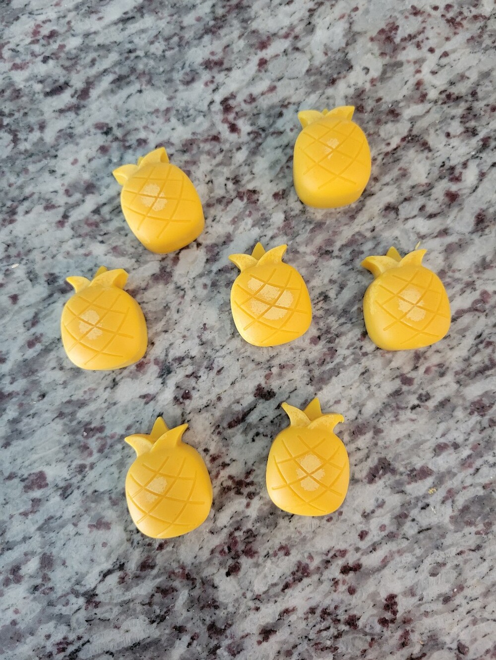 🔥 BUY IT NOW Yellow Pineapple Wax Melts Fresh Linen - Set of 7